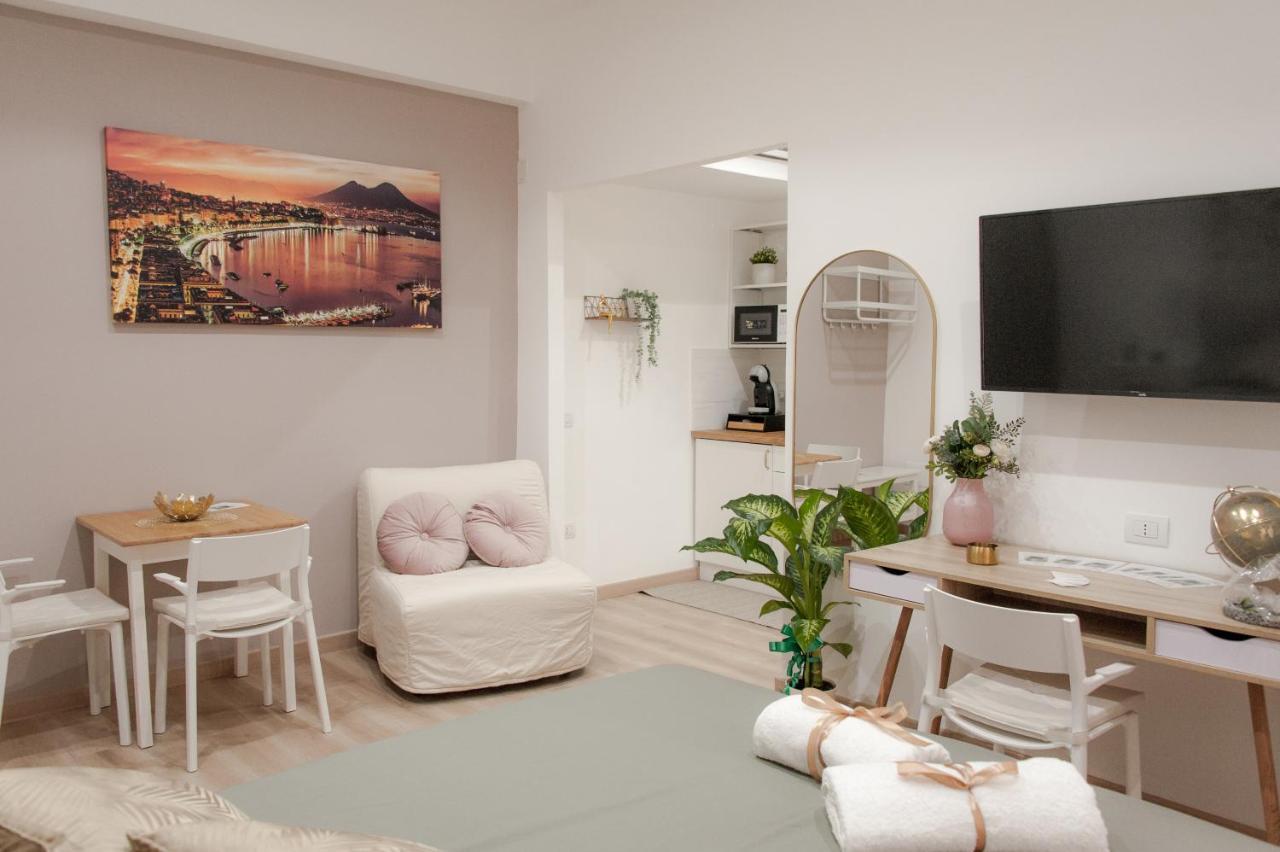 נאפולי Michelangelo 80 Apartment מראה חיצוני תמונה