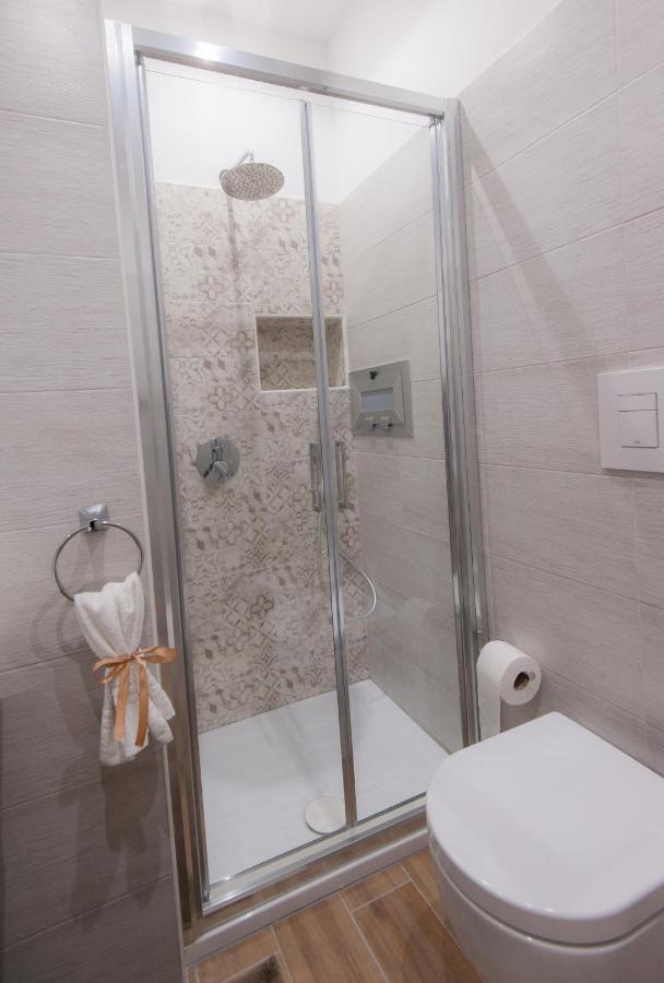 נאפולי Michelangelo 80 Apartment מראה חיצוני תמונה