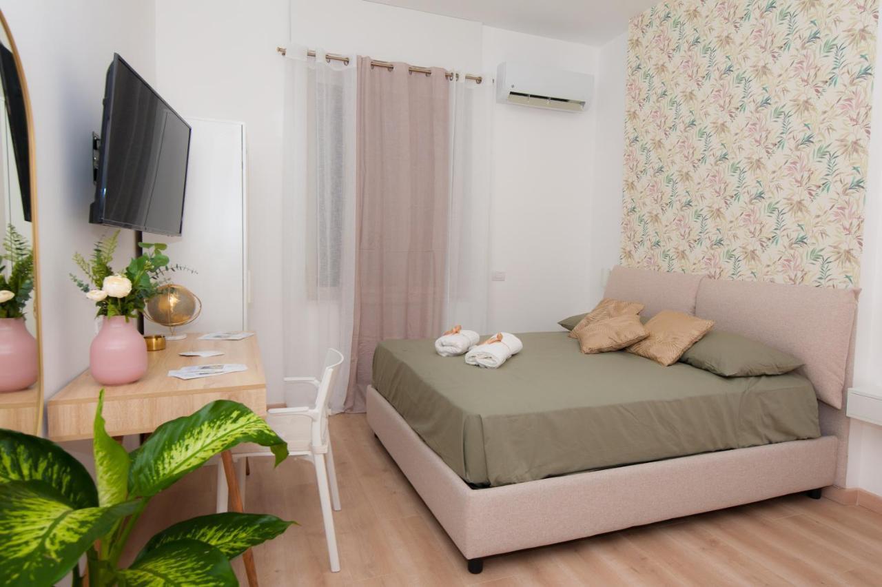 נאפולי Michelangelo 80 Apartment מראה חיצוני תמונה